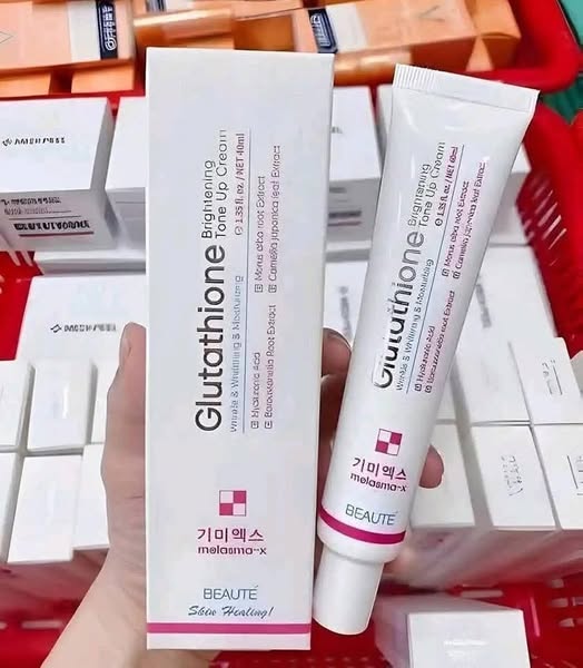 Glutathione Brightening Tone Up